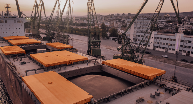 TYPES OF CARGO SHIPS AND WHAT THEIR ROLE IS IN LOGISTICS